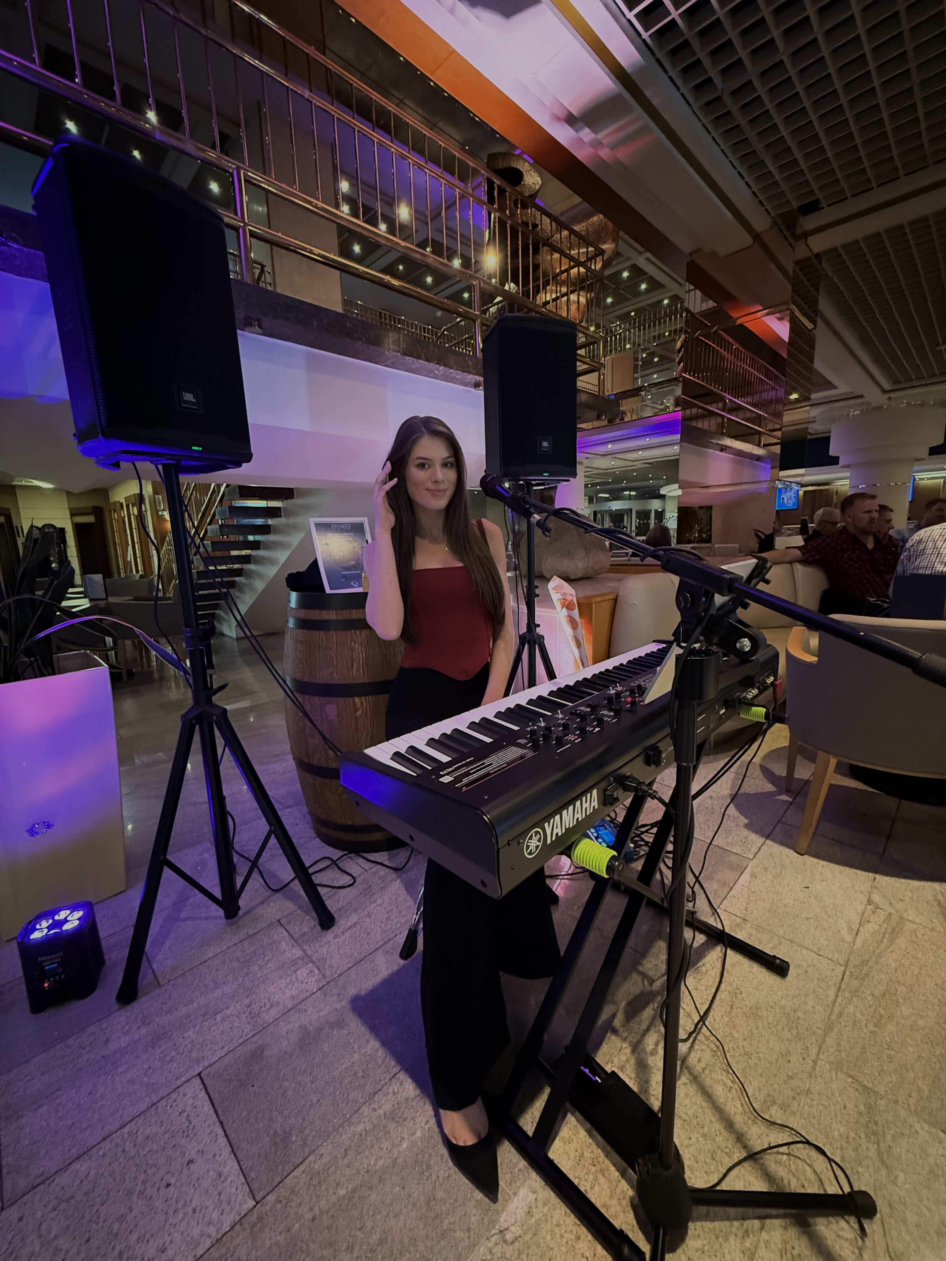 Andrea Nacičová live music photo